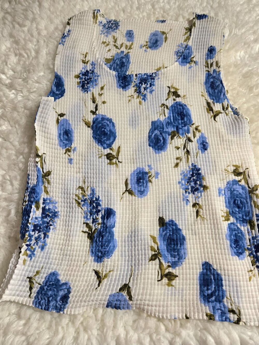 George Women’s Blue Floral Sleeveless Textured Blouse Top – Size 18W/20W